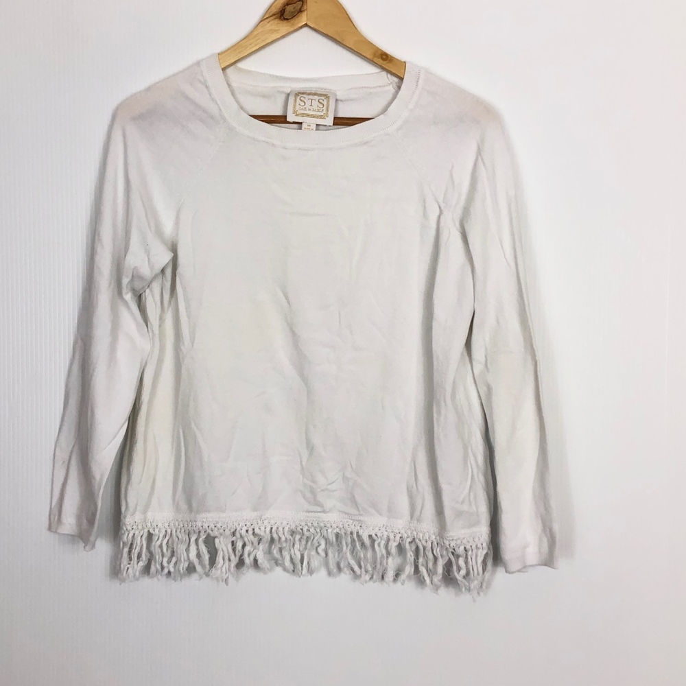 Sail to Sable White Scoop Neck Sweater with Fringe Hem